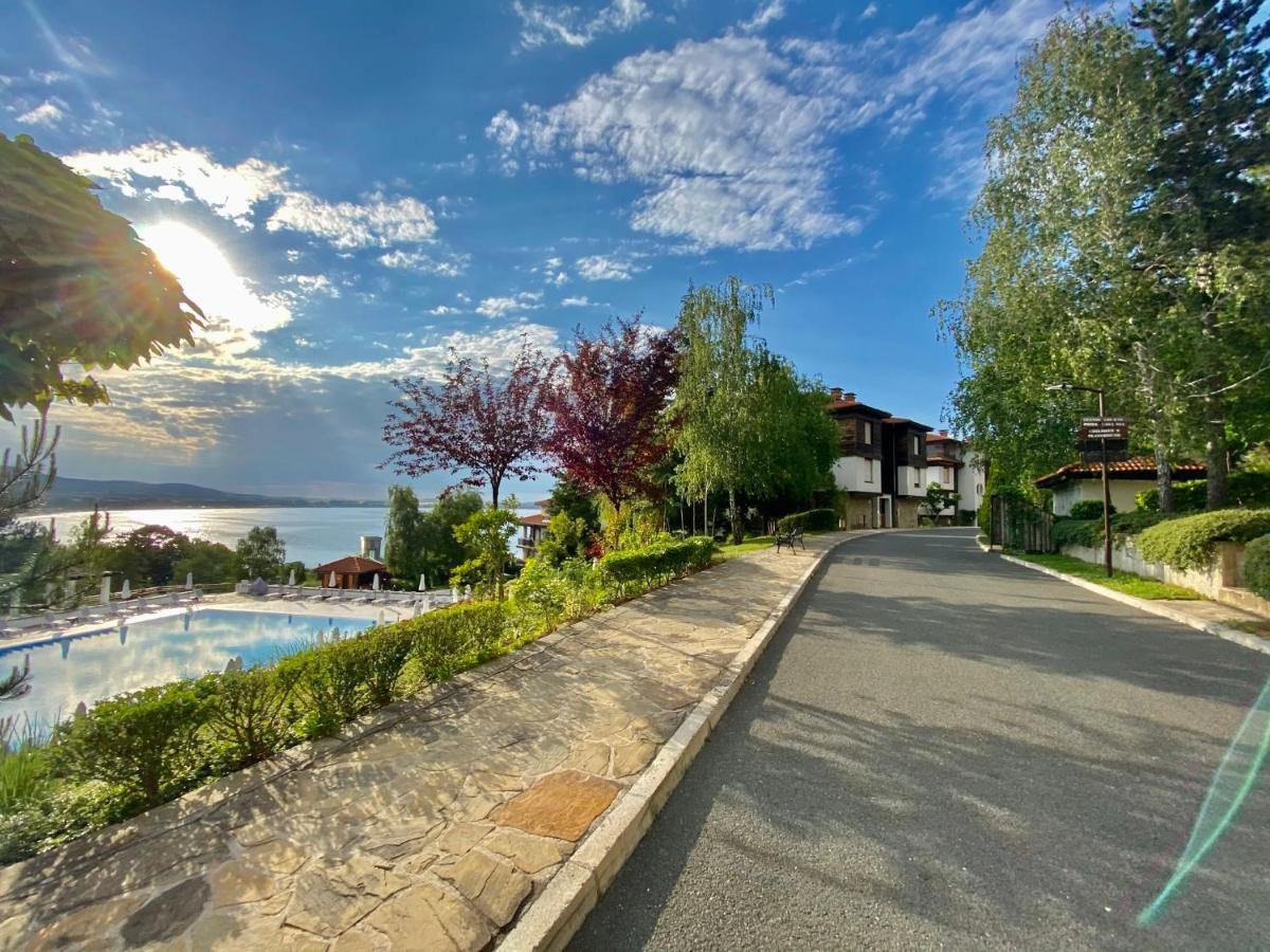 Santa Marina 2-Bedroom Apt. W/ Sea View + Terrace Sozopol Exterior photo